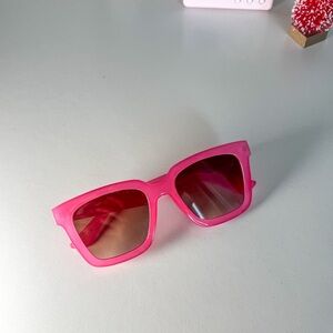 Women’s Pink Sunglasses